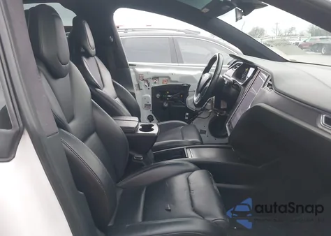 2018 Tesla Model X 100D/75D/P100D из США, поврежденный, VIN 5YJXCBE29JF088402